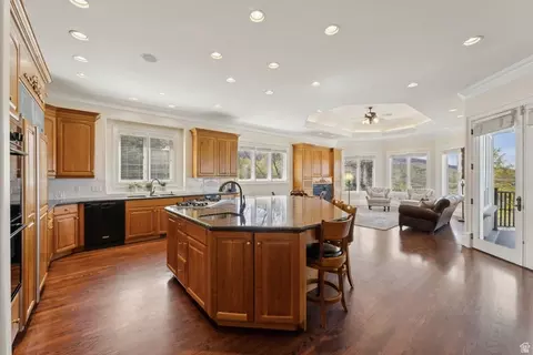 Kitchen - 1714 Ridge Point Dr E, Bountiful, UT 84010 photo 1 of 13