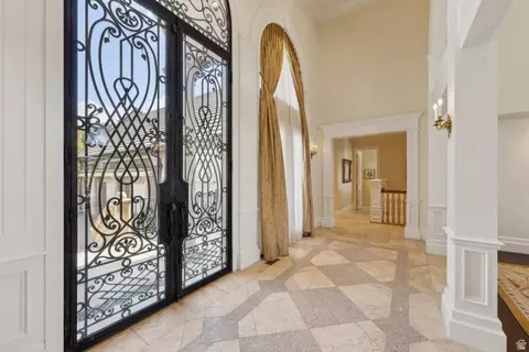 Entry Way - 1714 Ridge Point Dr E, Bountiful, UT 84010 photo 2 of 11