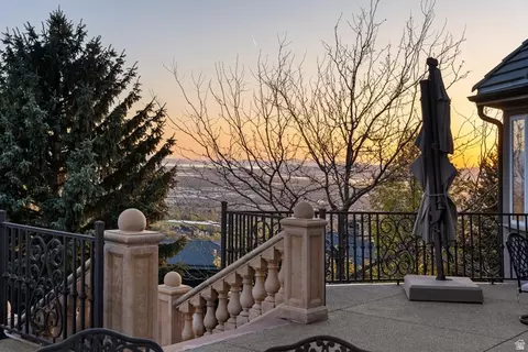 Exterior - 1714 Ridge Point Dr E, Bountiful, UT 84010 photo 25 of 33