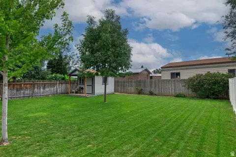 Exterior - 236 E Ashbrook Cir, Midvale, UT 84047 photo 6 of 11