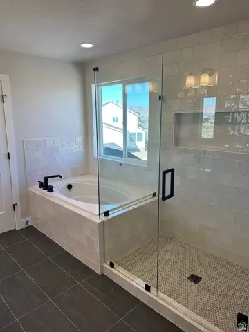 Bath - 811 E 350 N #2, Salem, UT 84653 photo 3 of 6