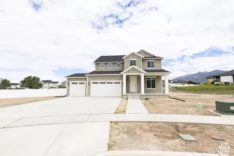 Exterior - 811 E 350 N #2, Salem, UT 84653 photo 2 of 5