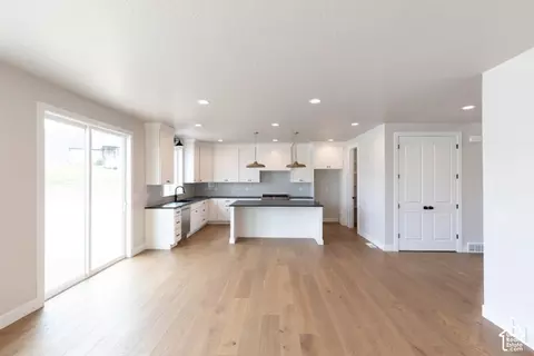 Living - 811 E 350 N #2, Salem, UT 84653 photo 5 of 7