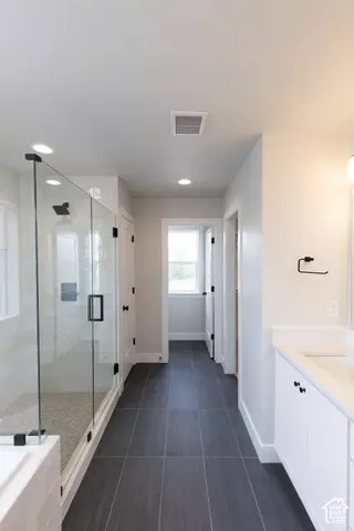 Entry Way - 811 E 350 N #2, Salem, UT 84653 photo 6 of 6