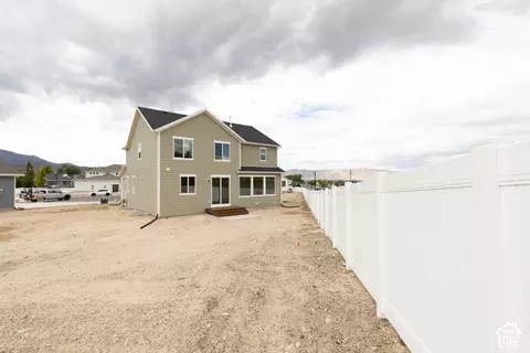 Exterior - 811 E 350 N #2, Salem, UT 84653 photo 5 of 5