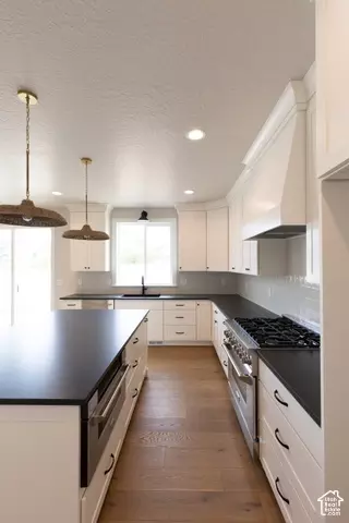Kitchen - 811 E 350 N #2, Salem, UT 84653 photo 2 of 4
