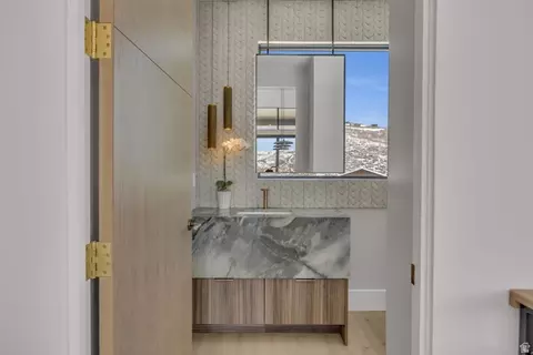 Bath - 11343 N Soaring Hawk Ln #5, Hideout, UT 84036 photo 1 of 8