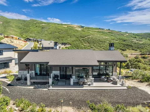 Exterior - 11343 N Soaring Hawk Ln #5, Hideout, UT 84036 photo 9 of 10