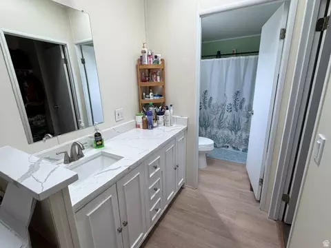 Bath - 300 E 600 S, Roosevelt, UT 84066 photo 1 of 3
