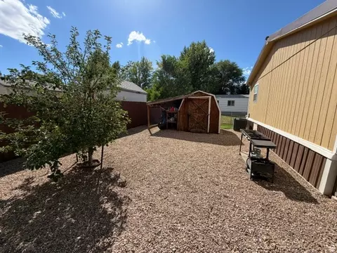 Exterior - 300 E 600 S, Roosevelt, UT 84066 photo 4 of 8