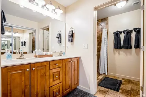 Bath - 3862 Desert Willow Cir #9A5, Moab, UT 84532 photo 2 of 4