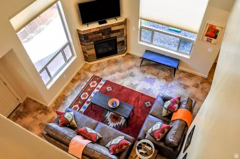 Living - 3862 Desert Willow Cir #9A5, Moab, UT 84532 photo 4 of 6