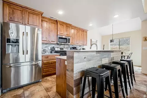 Kitchen - 3862 Desert Willow Cir #9A5, Moab, UT 84532 photo 2 of 5