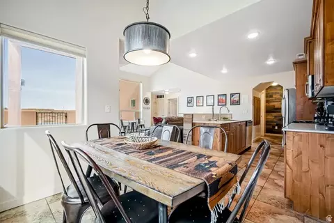 Dining - 3862 Desert Willow Cir #9A5, Moab, UT 84532 photo 1 of 2