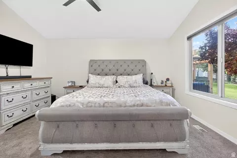 Bedroom - 13702 S Hackamore Dr E, Draper, UT 84020 photo 5 of 9