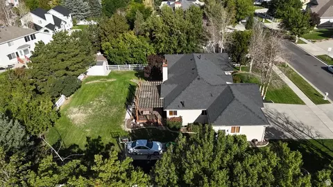 View/Area - 13702 S Hackamore Dr E, Draper, UT 84020 photo 3 of 9