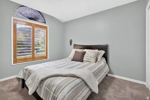 Bedroom - 13702 S Hackamore Dr E, Draper, UT 84020 photo 1 of 9