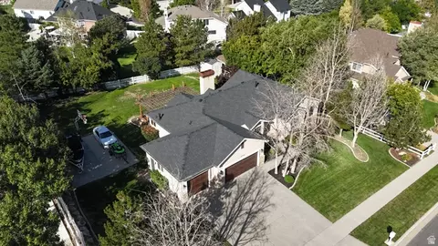View/Area - 13702 S Hackamore Dr E, Draper, UT 84020 photo 2 of 9