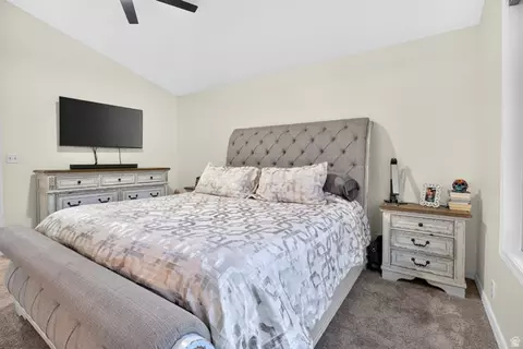 Bedroom - 13702 S Hackamore Dr E, Draper, UT 84020 photo 4 of 9