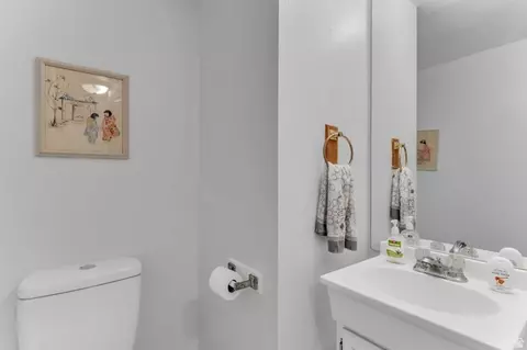 Bath - 1146 N Regent Ct W #14, Orem, UT 84057 photo 1 of 3