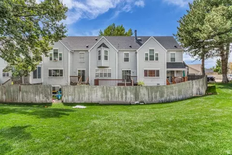 Exterior - 1146 N Regent Ct W #14, Orem, UT 84057 photo 9 of 10