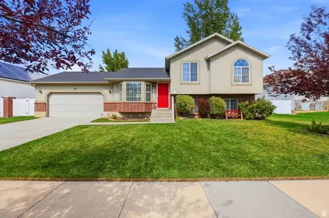 42 Country Bend Rd, Farmington, UT 84025