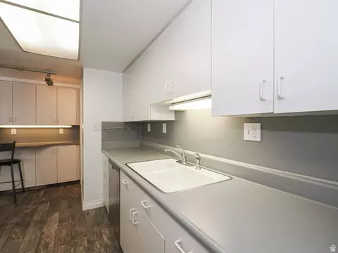 Kitchen - 5477 S Willow Ln, Murray, UT 84107 photo 3 of 3