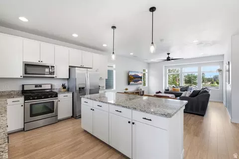 Kitchen - 862 W Founders Pt S, Midvale, UT 84047 photo 2 of 3