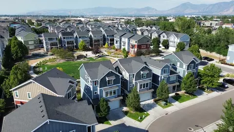 View/Area - 862 W Founders Pt S, Midvale, UT 84047 photo 3 of 3