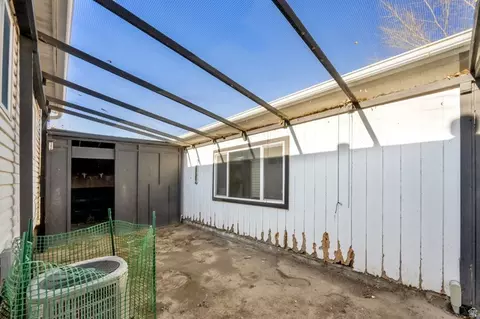 Exterior - 951 E South Fork Cir, Sandy, UT 84094 photo 4 of 4