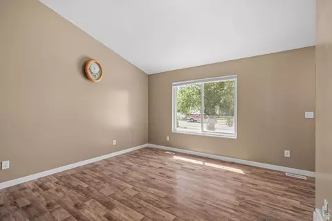 Living - 160 W 200 S, Willard, UT 84340 photo 2 of 6