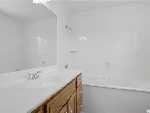 Bath - 166 Harper Way, South Weber, UT 84405 photo 1 of 4