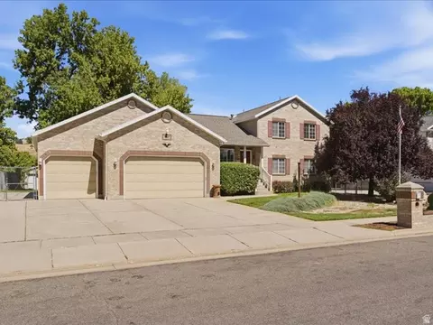 Exterior - 166 Harper Way, South Weber, UT 84405 photo 2 of 7