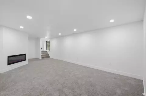 Living - 2936 E La Joya Dr S, Holladay, UT 84124 photo 6 of 6