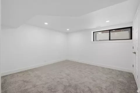 Bedroom - 2936 E La Joya Dr S, Holladay, UT 84124 photo 4 of 5