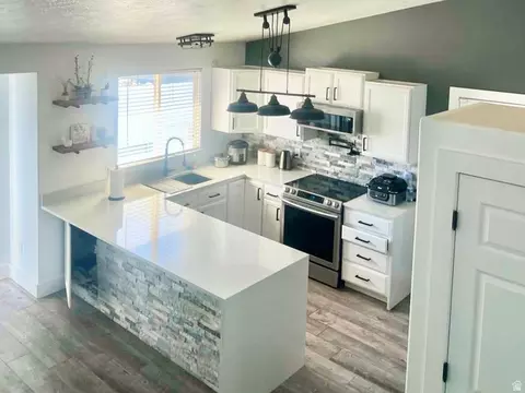 5197 W Eclipse Dr, West Jordan, UT 84081