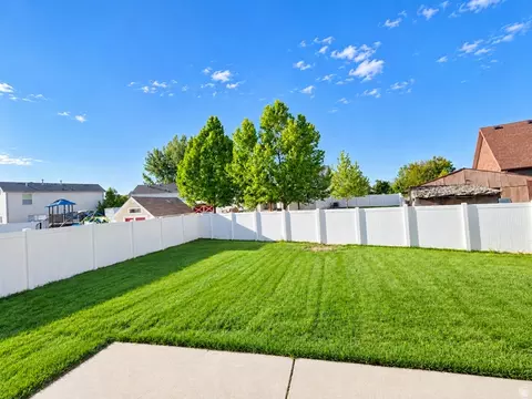 Exterior - 876 W 210 S, Spanish Fork, UT 84660 photo 3 of 3