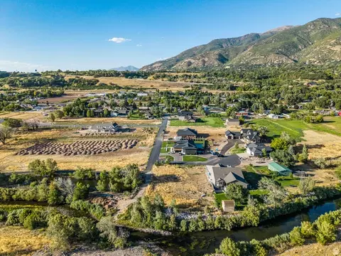 6794 S 2125 E #7, Uintah, UT 84405 photo 10