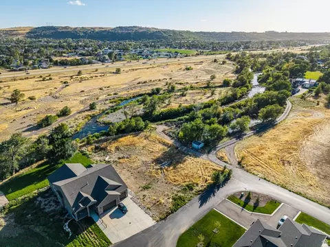 6794 S 2125 E #7, Uintah, UT 84405 photo 3