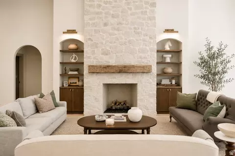 Living - 400 E Saddle Dr #36, Midway, UT 84049 photo 3 of 7