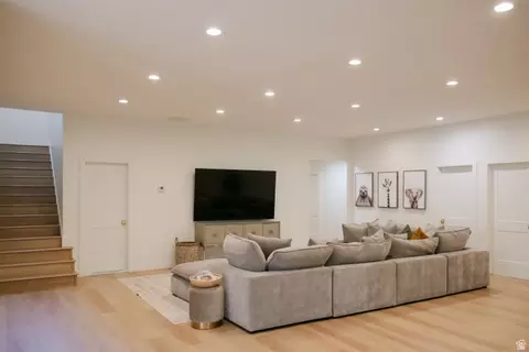 Living - 400 E Saddle Dr #36, Midway, UT 84049 photo 6 of 7