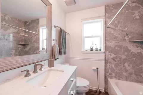 Bath - 1538 E Winward Dr, Holladay, UT 84117 photo 1 of 1