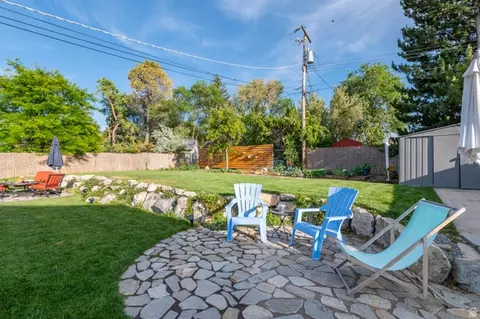 Exterior - 1538 E Winward Dr, Holladay, UT 84117 photo 3 of 5