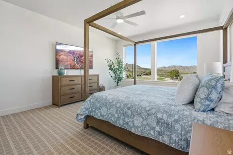 Bedroom - 686 W Eaglecrest Cir, Elk Ridge, UT 84651 photo 2 of 9
