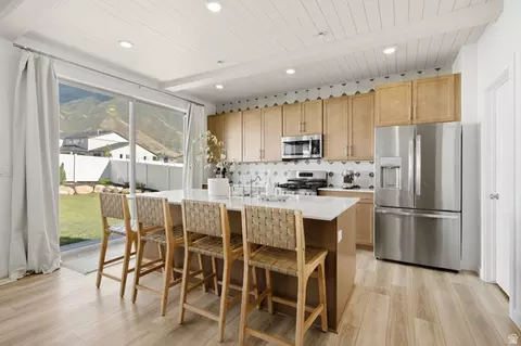 Kitchen - 3411 S Snowberry Dr, Mapleton, UT 84664 photo 1 of 6