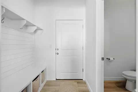 Entry Way - 3411 S Snowberry Dr, Mapleton, UT 84664 photo 2 of 4