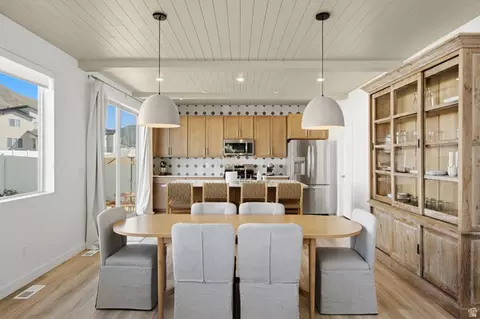 Dining - 3411 S Snowberry Dr, Mapleton, UT 84664 photo 2 of 5