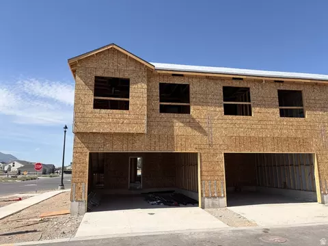 1377 S Calpac Ave, Spanish Fork, UT 84660 photo 2