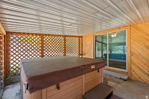 Exterior - 608 S 1000 E, Clearfield, UT 84015 photo 8 of 8