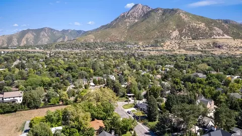 View/Area - 2657 E Valley Ave, Holladay, UT 84117 photo 8 of 8